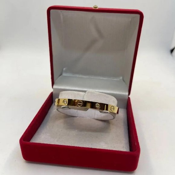 Nieuwe Ontwerp Goud Kleur Zirkoon En Cross Moer Nail Armband & Bangle Voor Vrouw - Picture 1 of 1